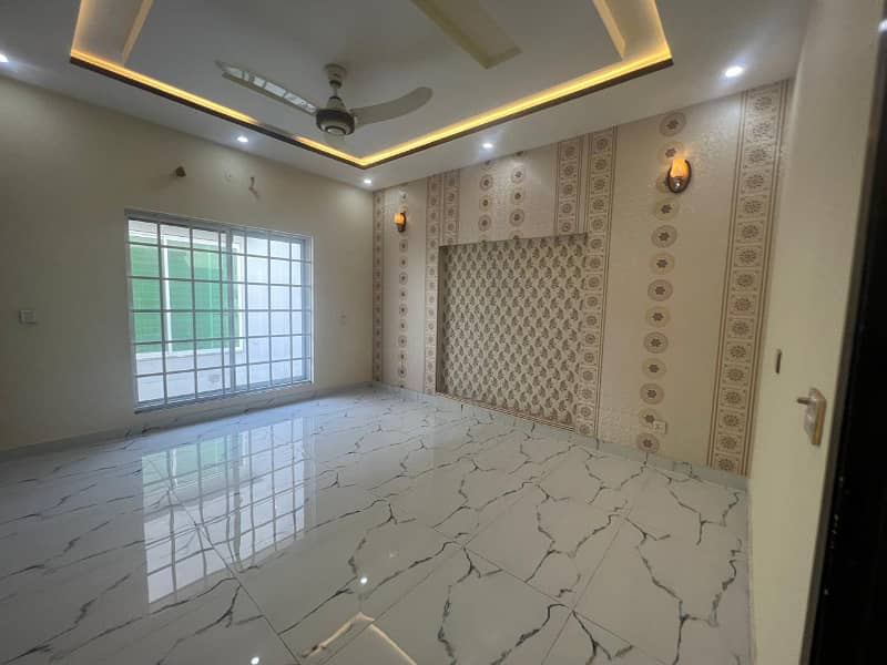 Upper Portion Of 10 Marla Available For Rent In Tauheed Block Sector F Bahria Town Lahore 5