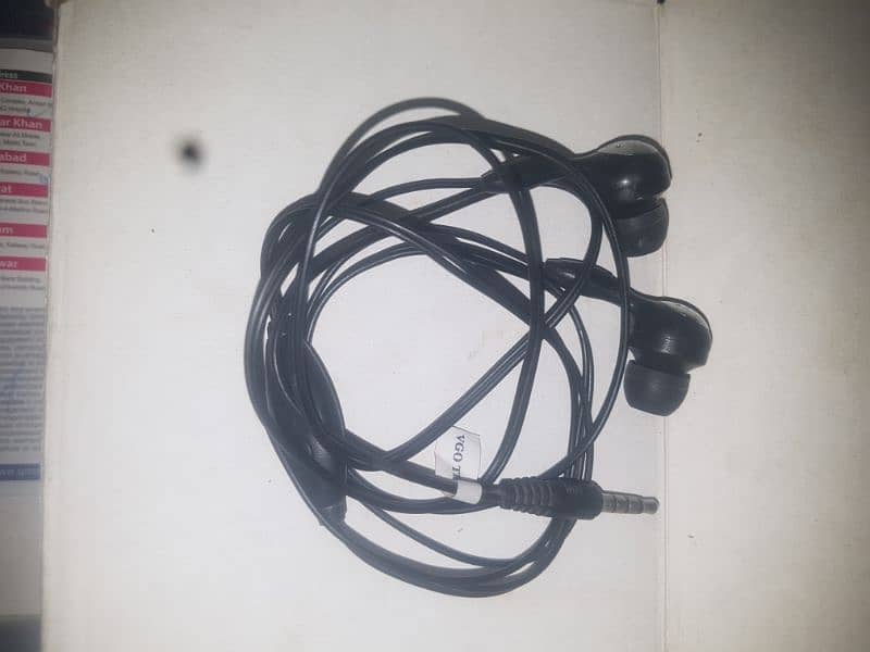 Original VGO Tel Headphones Only 150 0