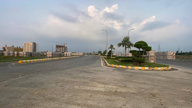 Prime 5 Marla Residential Plot for Sale in Edenabad 5