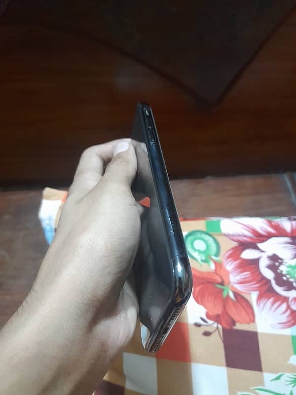 iPhone x sim 2 months 03054309384 whtsap 2