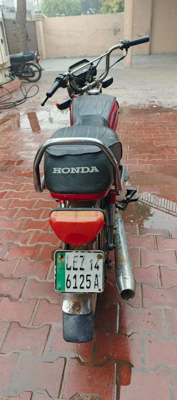 Honda CD 70 2014 3