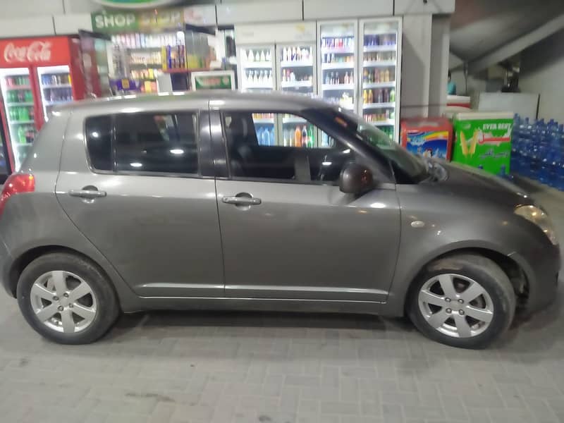 Suzuki Swift 2011 6