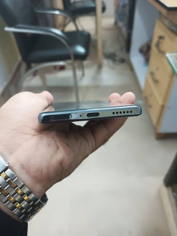 INFINIX ZERO 40 4