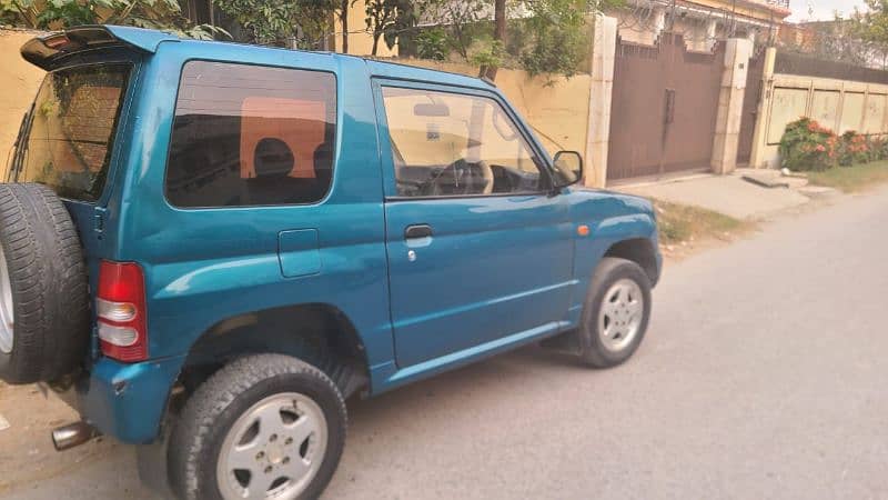 Mitsubishi Pajero 2009 15