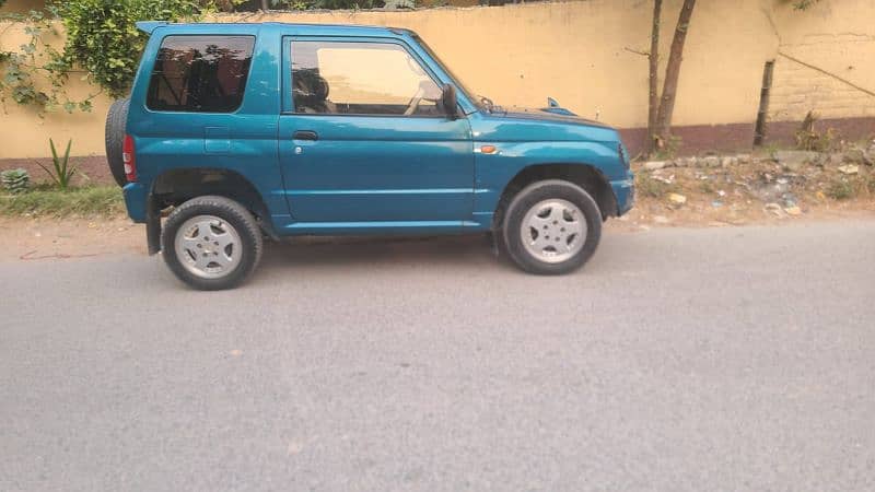 Mitsubishi Pajero 2009 19