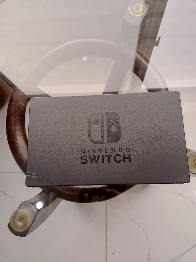 Nintendo Switch 5