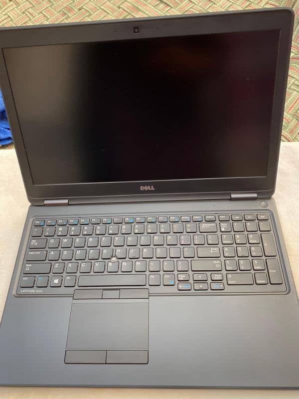 DELL LATITUDE E5550 8/256GB SSD CORE I7 5TH GENERATION  FOR SALE 0