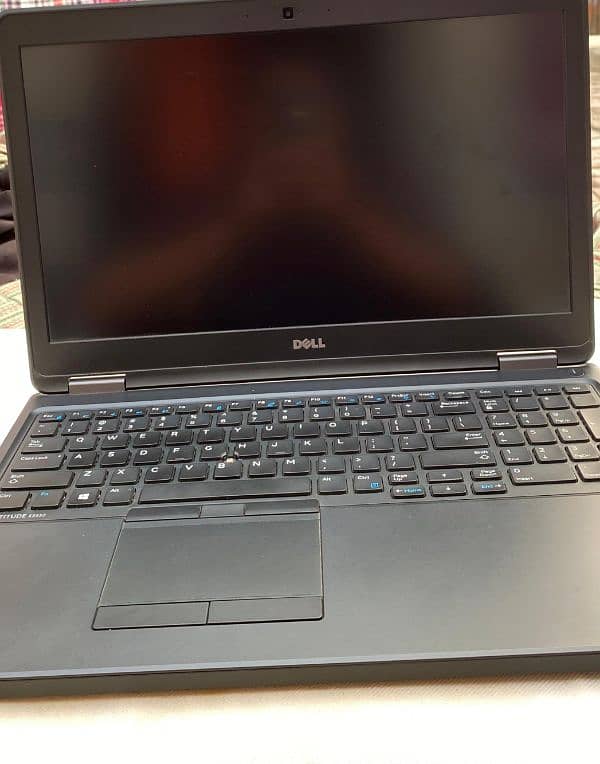 DELL LATITUDE E5550 8/256GB SSD CORE I7 5TH GENERATION  FOR SALE 2