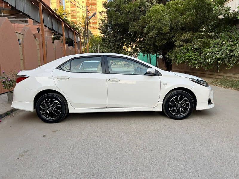 Toyota Corolla Altis 2022 / 2024 6