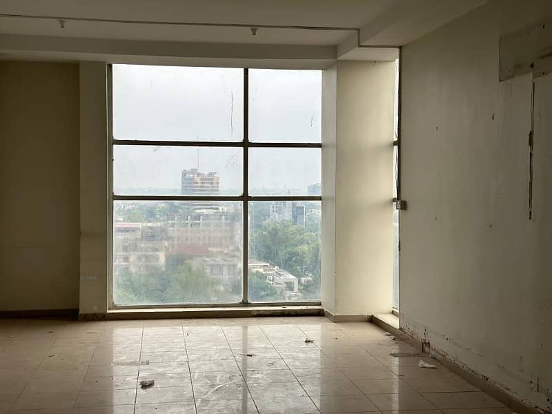 1400 Square Feet Office Available For Rent At Main Boulevard Gulberg 5