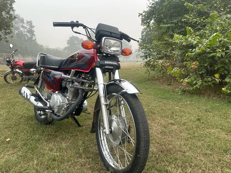 Honda CG125 7