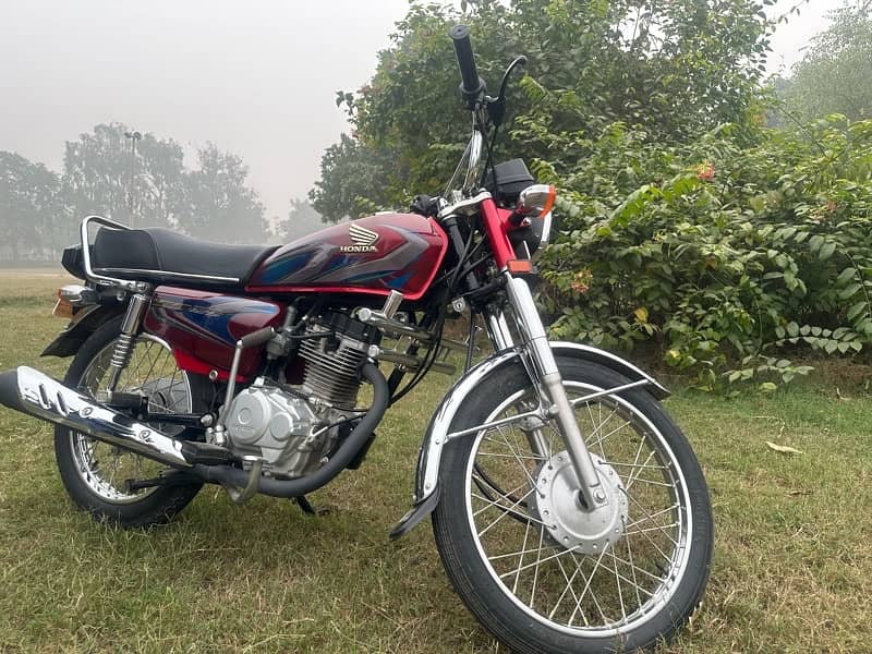 Honda CG125 8