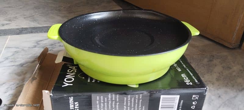 Electric frying pan 2