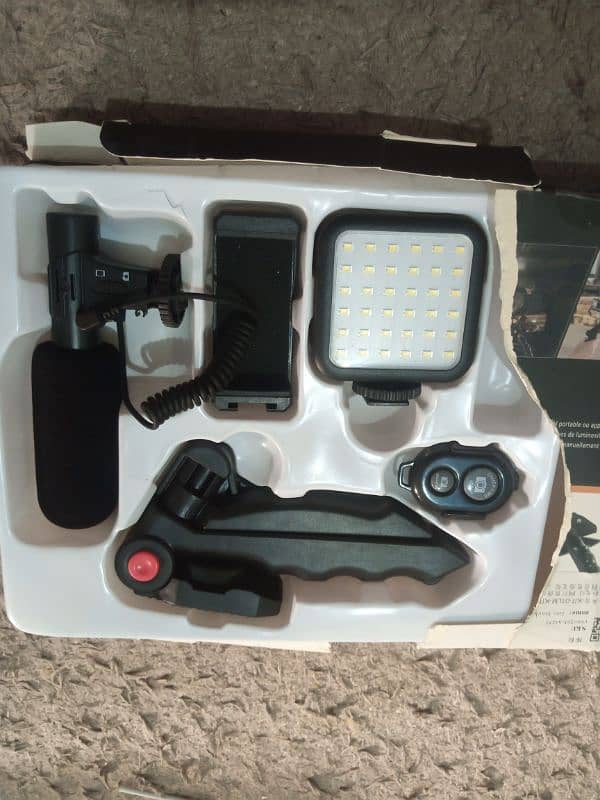 mobile stand mic light wala 1