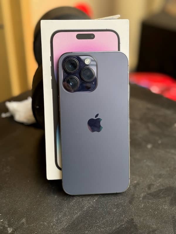 IPHONE 14 Pro Max ( Factory Unlock  ) 256gb Deep Purple 0