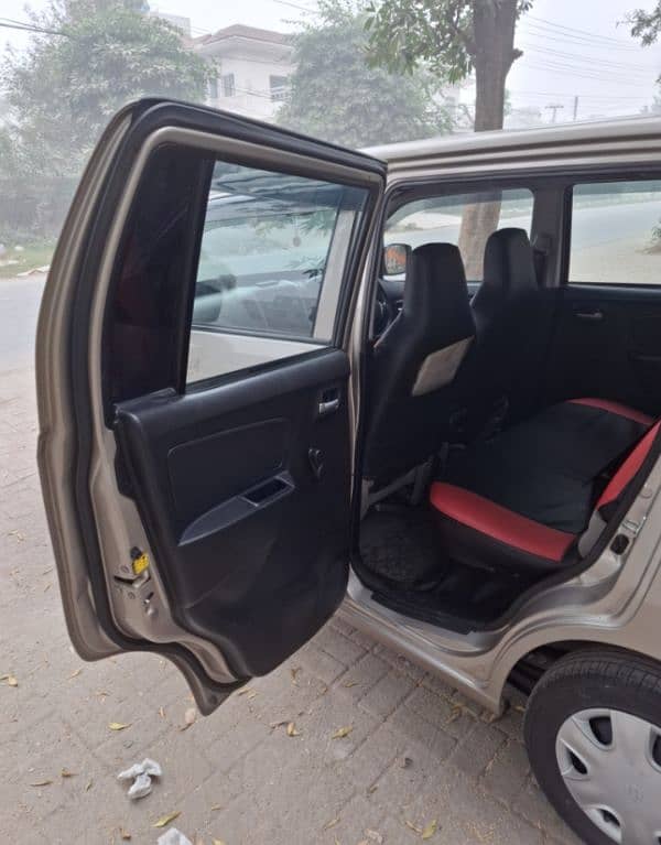 Suzuki Wagon R 2015 10