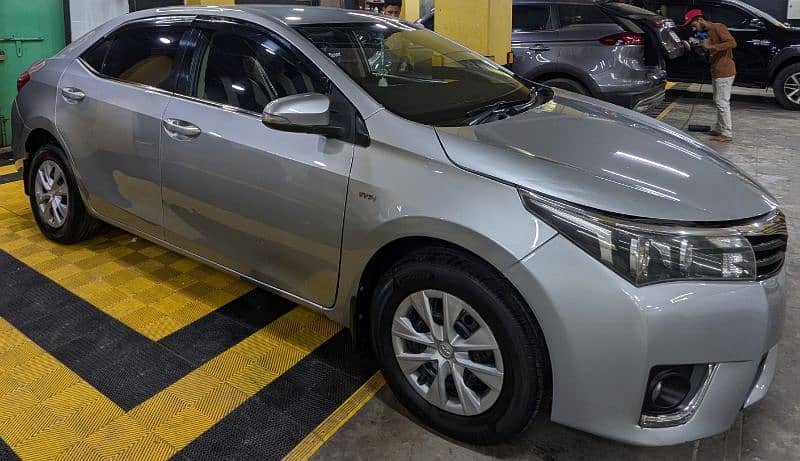 Toyota Corolla GLI 1.3 Automatic vvti 2015 3