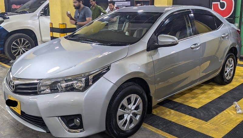 Toyota Corolla GLI 1.3 Automatic vvti 2015 9