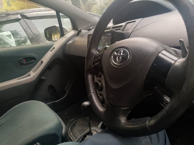 Toyota Vitz 2005 2