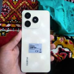 REALME C61