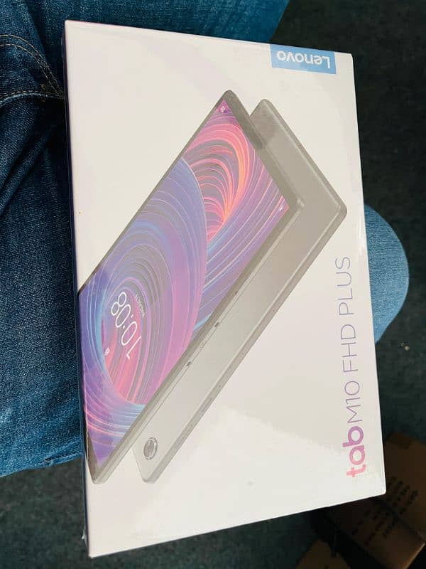 Lenovo tab m10 box packed 0