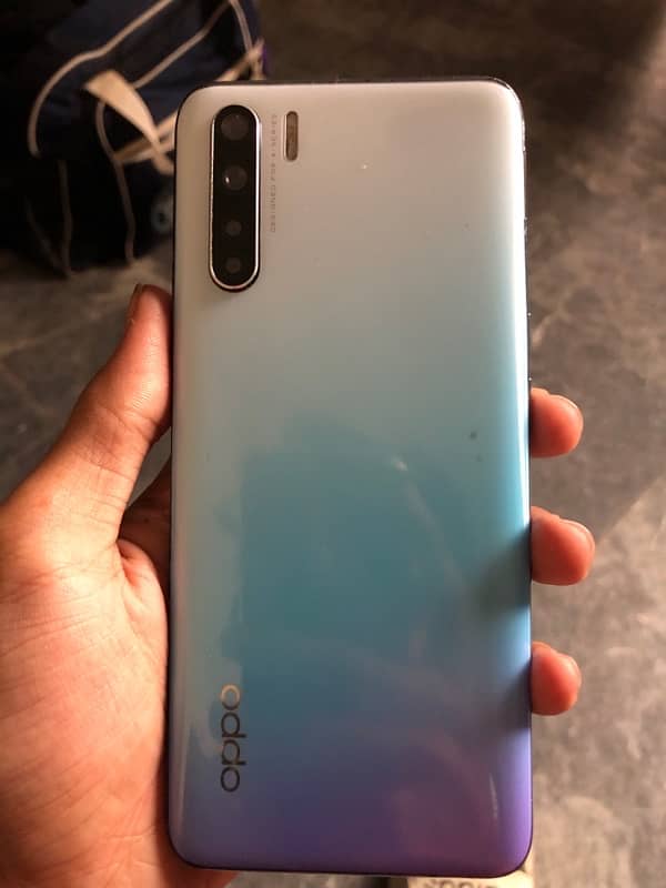 OPPO F 15 0