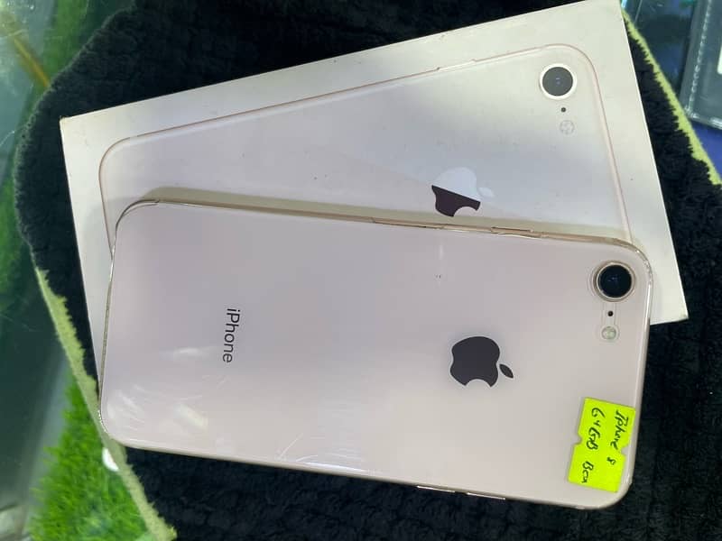 iphone 8 64gb pta aprvd with box 2