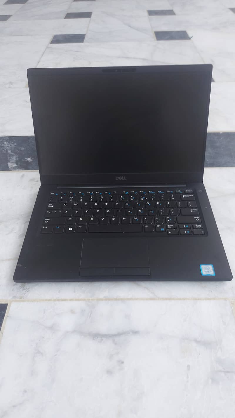 Dell Core i5 | C | 256 SSD | Latitude 7390 0