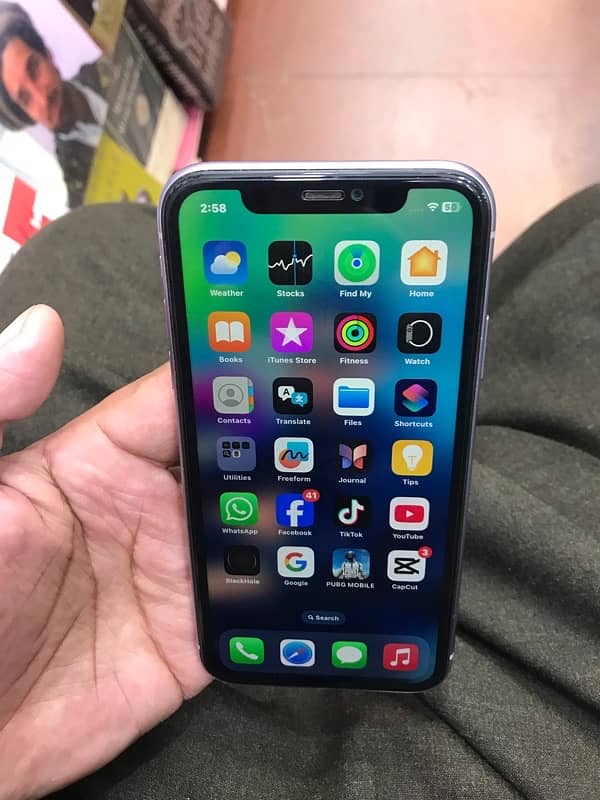 iphone 11 (03418805256) 0