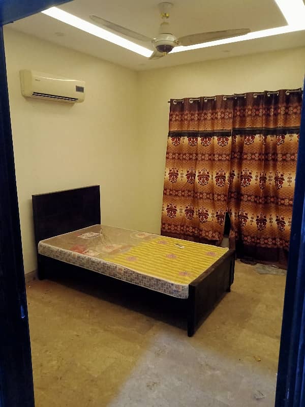 Furnish room for rent in alfalah town near lums dha lhr 2