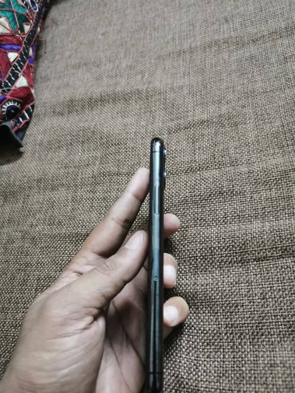 iphone 11 Pro 256GB dual sim non PTA 1