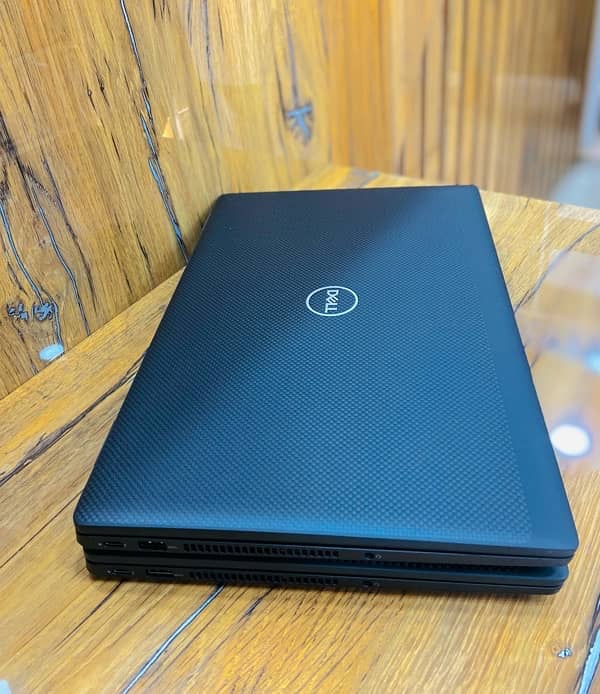 Dell Latitude 7520 Touch i7-11th Gen 32GbRam 512GbSSD Intel Iris Xe 5