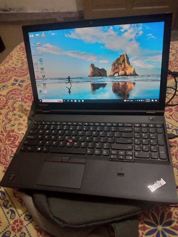 Lenovo Thinkpad laptop (Workstation) 0