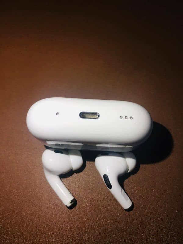 Airpods pro 2 generation 4