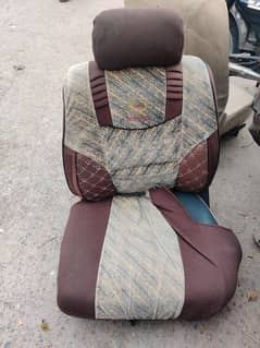 car seats Nissan Sunny 1986