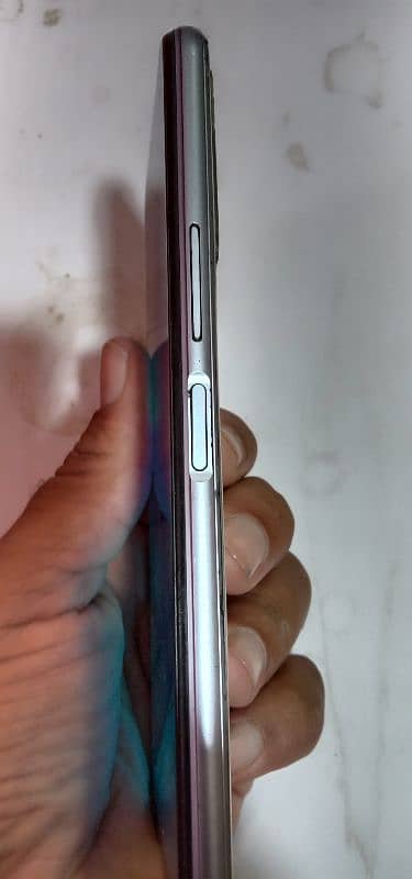 vivo y20 for sale 4/64 5