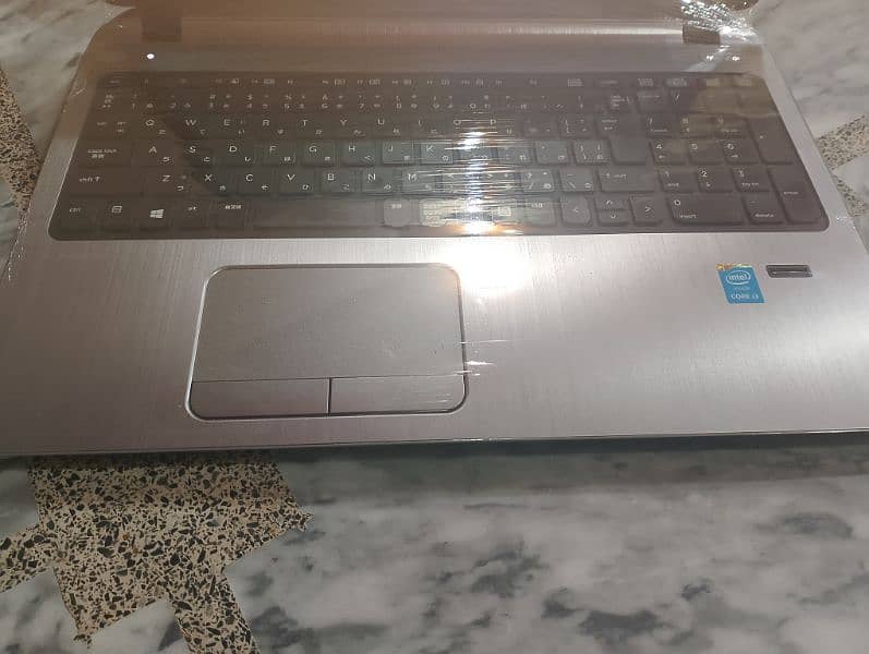 HP ProBook laptop with Fingerprint 3