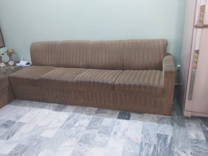 TV LOUNGE SOFA SET 4