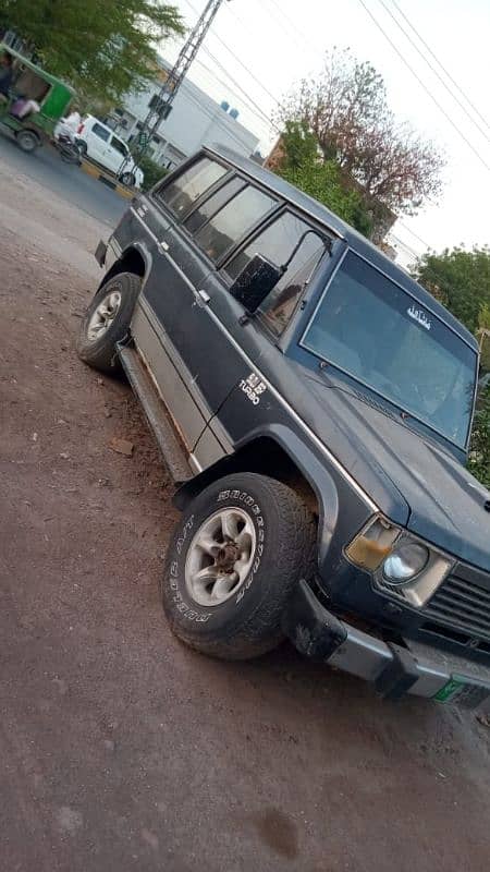 Isuzu Trooper 1983 10