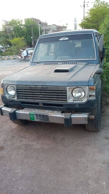 Isuzu Trooper 1983 15