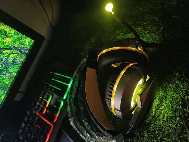 EKSA e800, Wired gaming RGB premium headphones 1