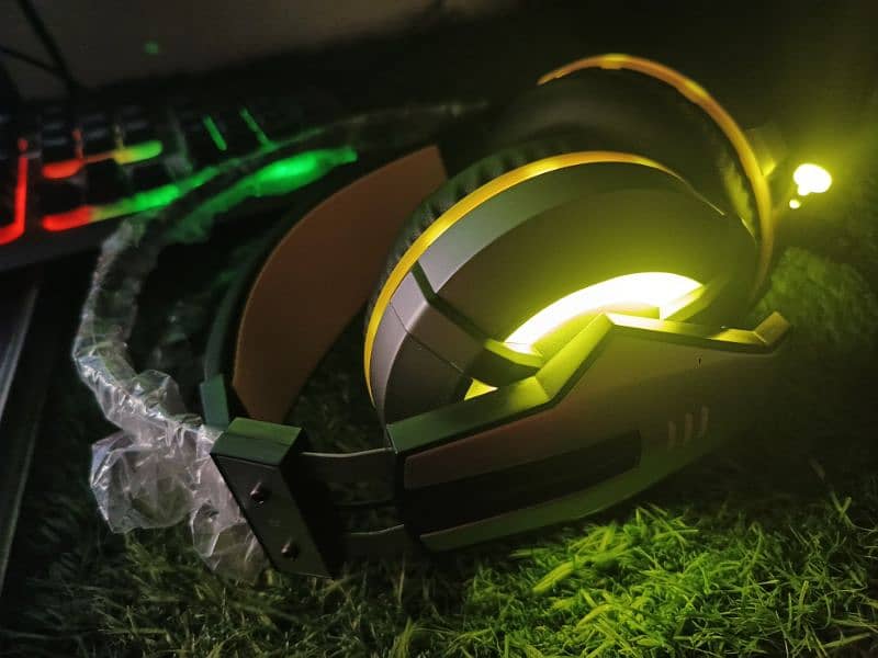 EKSA e800, Wired gaming RGB premium headphones 2