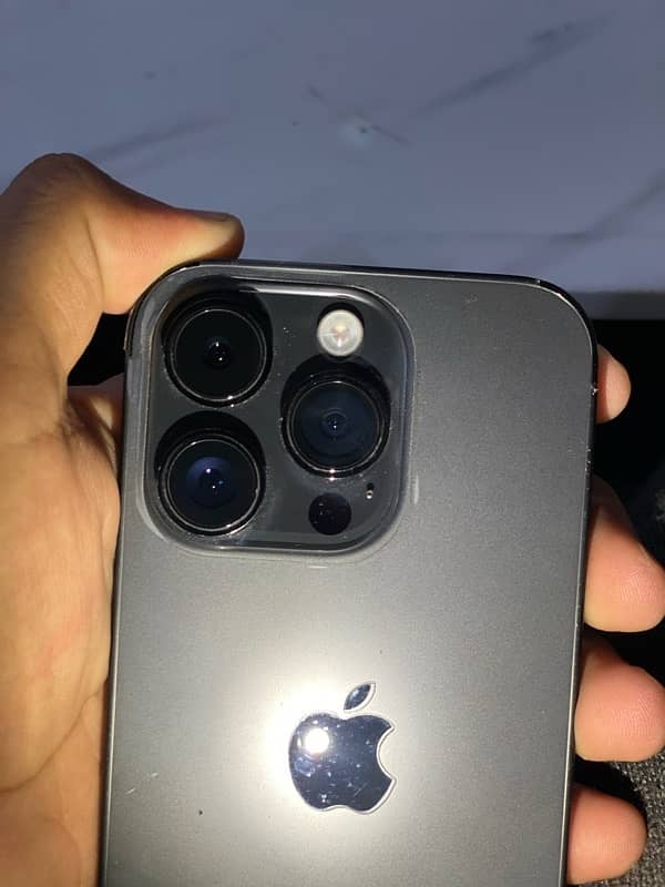 iphone 14pro 128gb black PTA with box 2