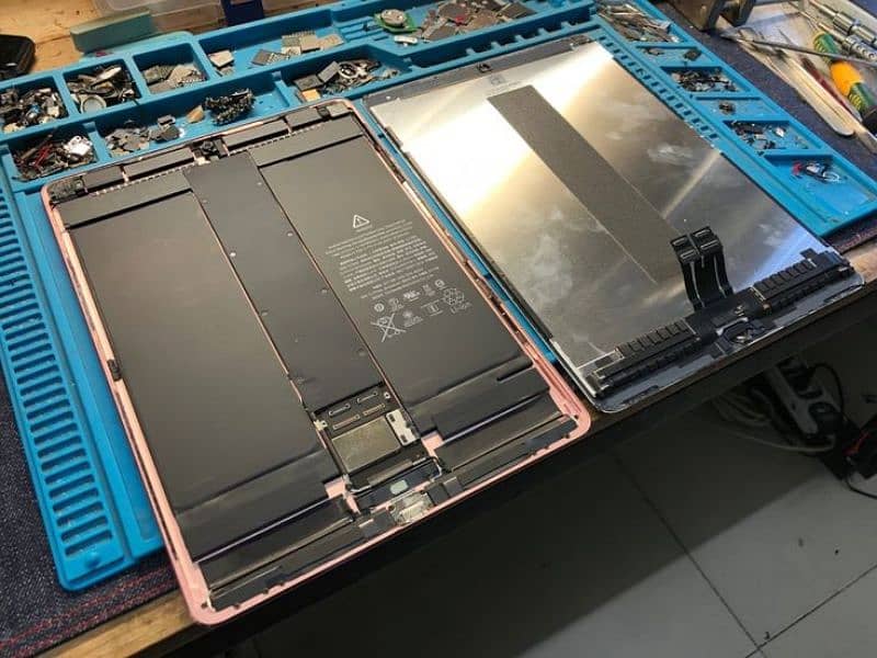 Google pixel iphone Samsung repairing in shadbagh 0