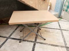 Pure Plastic Folding Table