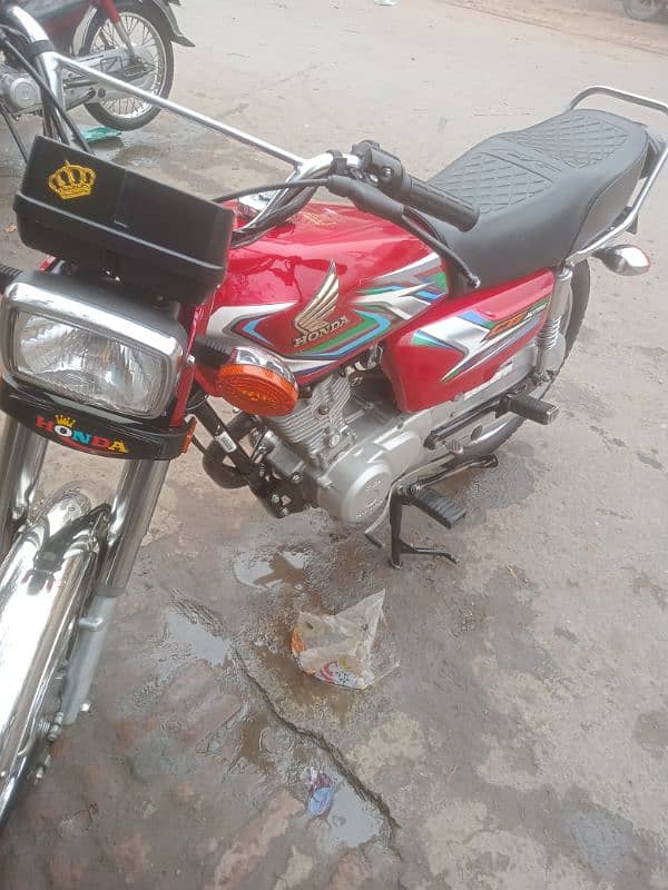 Honda 125 Condition 10by 10 6