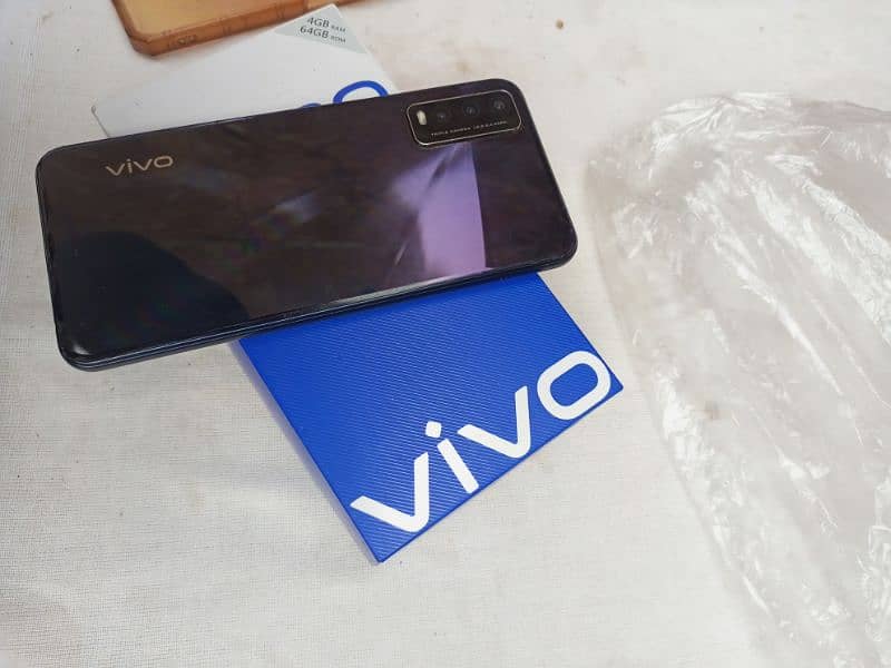 vivo y20  4/64 with box only 0.3. 0.2. 0. . 4.8. 8.2. 43 1