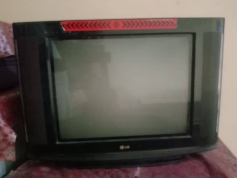 All ok LG TV 24 inch price 6500 final Contect nmbr 03190785969 0