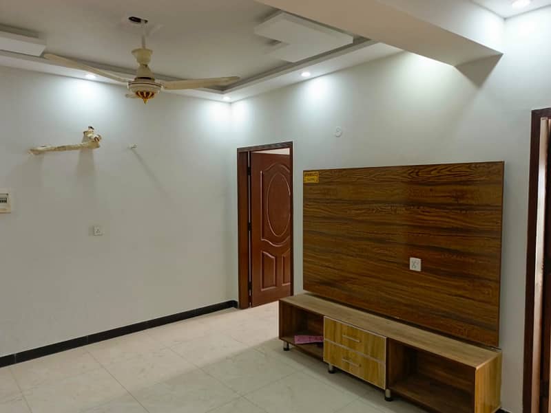 2-Bed Apartment for Sale in Bahria Town, Lahore - Luxurious Living Awaits! 11