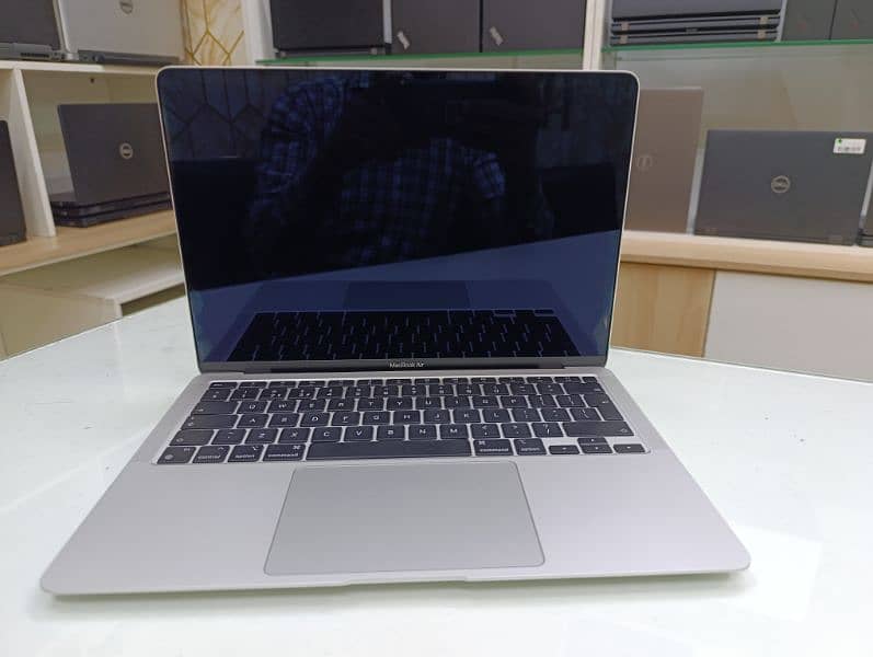 MacBook air m1 | 16gb ram 3